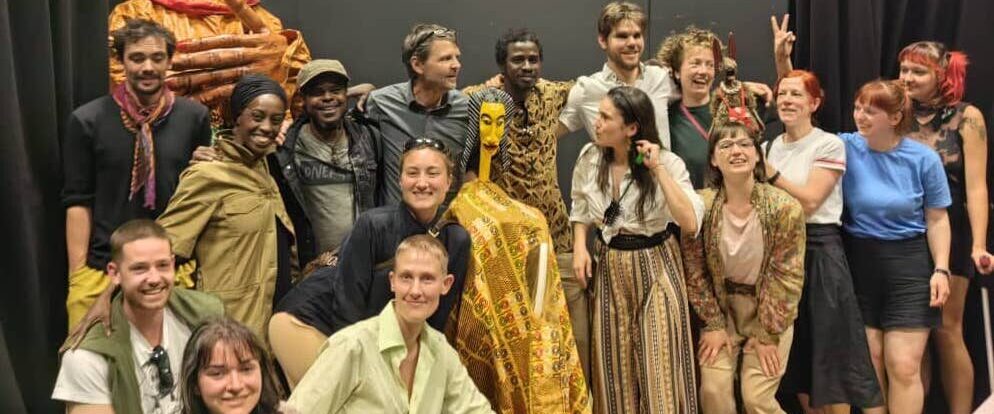 Yacouba Magassouba et Boucary Ombotimbe – en échange avec les étudiant.e.s de la filière „jeu et objet“ de la Hochschule für Schauspielkunst Ernst Busch à Berlin